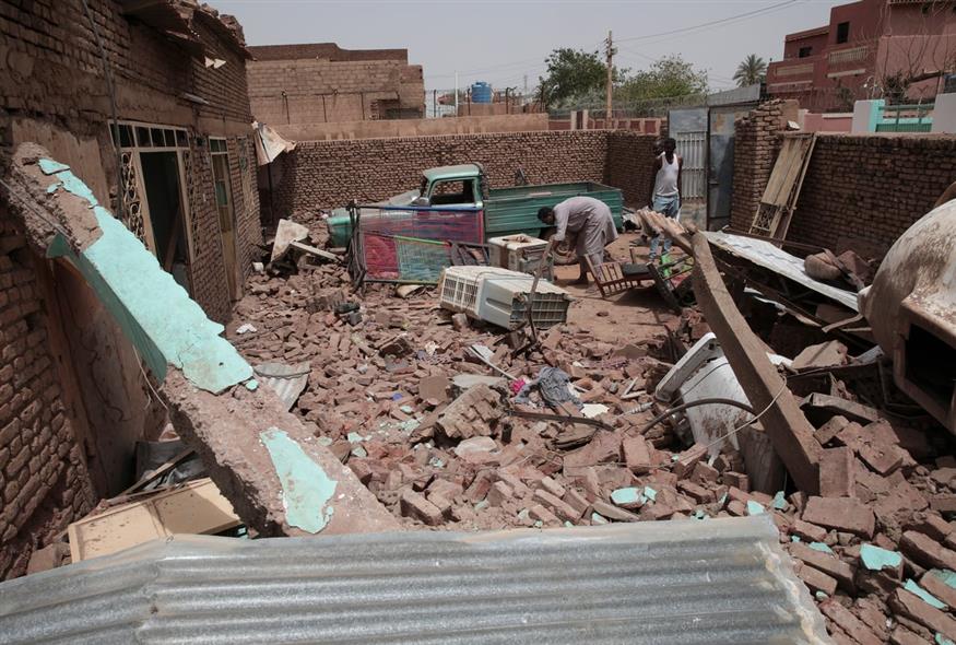 Σπαρακτικές ημέρες βίας και χάους στο Σουδάν (AP Photo)