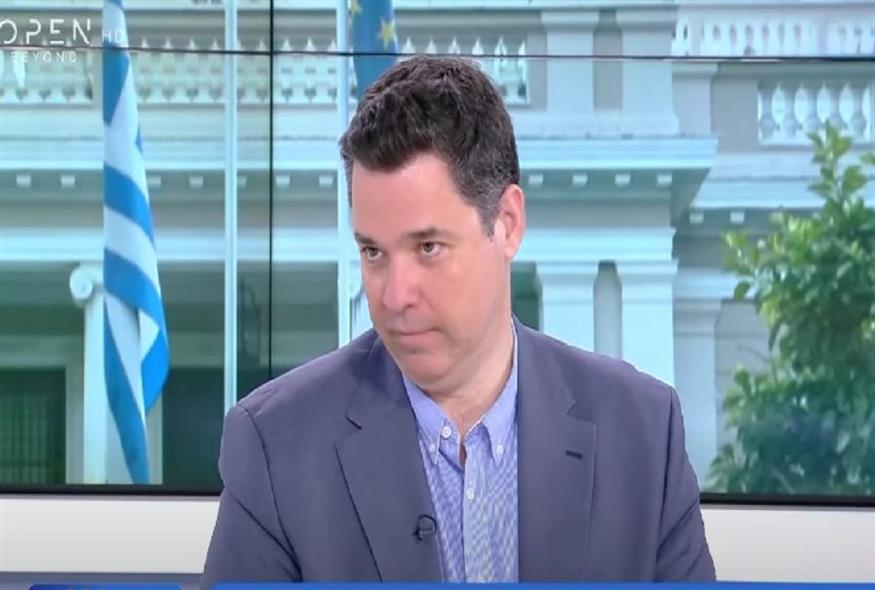 Ο Θανάσης Κοντογεώργης (YOUTUBE)