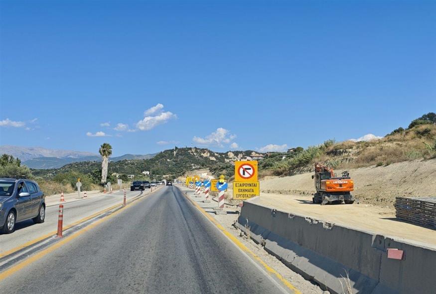 Eθνική οδός Πατρών - Πύργου, προσοχή στο εργοτάξιο των 10 χιλιομέτρων / φωτογραφία Κώστας Ασημακόπουλος για το ethnos.gr