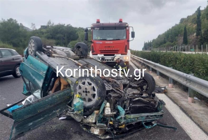 Τροχαίο ατύχημα στην Κορίνθου/korinthostv