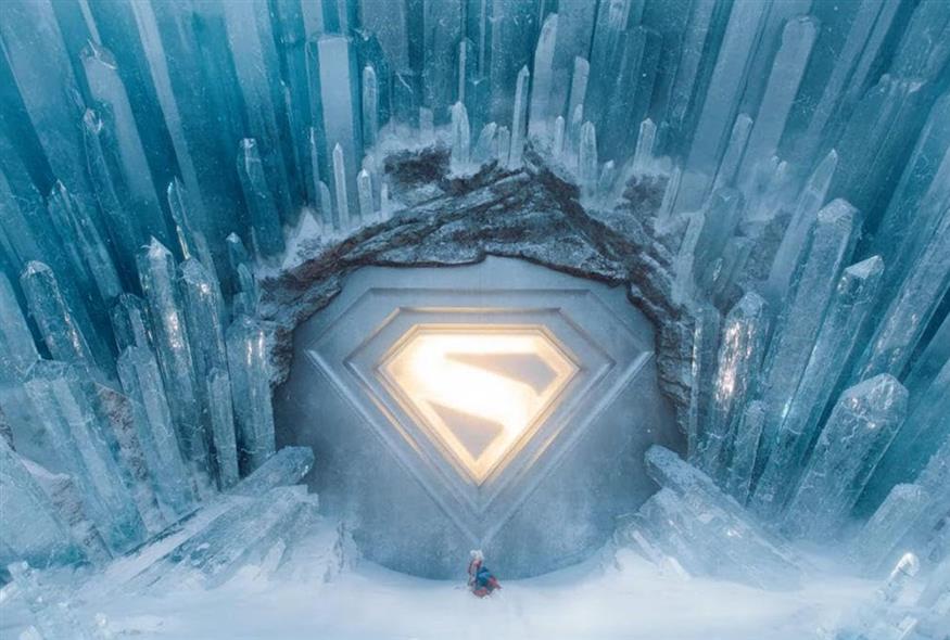 Weekend - Superman (gallery)