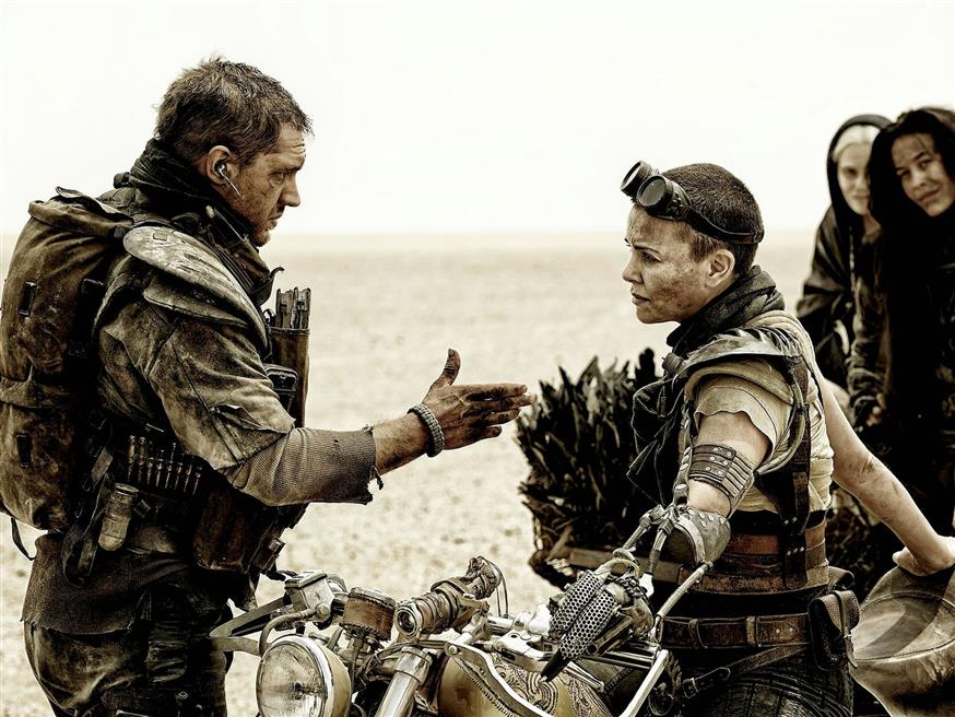«Mad Max: Fury Road»: H Σαρλίζ Θερόν, ο Τομ Χάρντι και όλο το παρασκήνιο των γυρισμάτων
