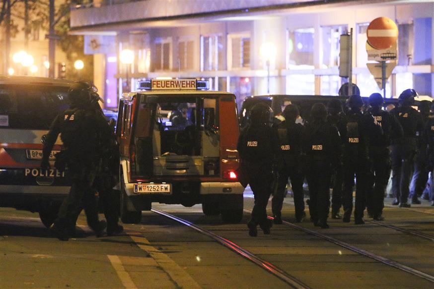 Αστυνομική επιχείρηση στη Βιέννη (Photo/Ronald Zak)