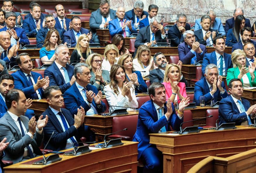 Συνεδρίαση ΚΟ της ΝΔ - Φωτογραφία αρχείου (ΓΙΩΡΓΟΣ ΚΟΝΤΑΡΙΝΗΣ/EUROKINISSI)