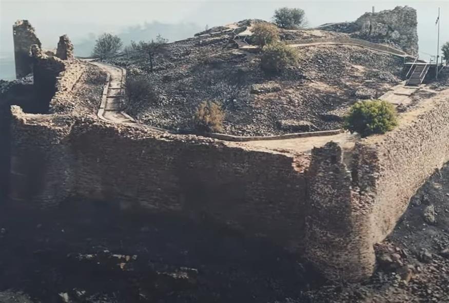 Εικόνες από Drone αποκαλύπτουν το μέγεθος της καταστροφής από τη φωτιά στη Χίο (politischios)