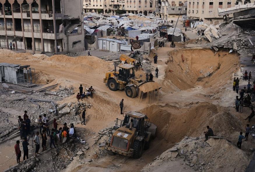 Ο επικεφαλής ανθρωπιστικών επιχειρήσεων του ΟΗΕ μετέβη στην πόλη της Γάζας (AP)