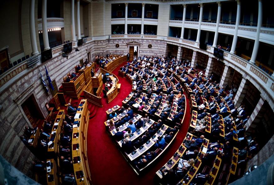 Στιγμιότυπα από την προ ημερησίας διατάξης συζήτηση στη Βουλή για τις παρακολουθήσεις / ΓΙΩΡΓΟΣ ΚΟΝΤΑΡΙΝΗΣ / EUROKINISSI