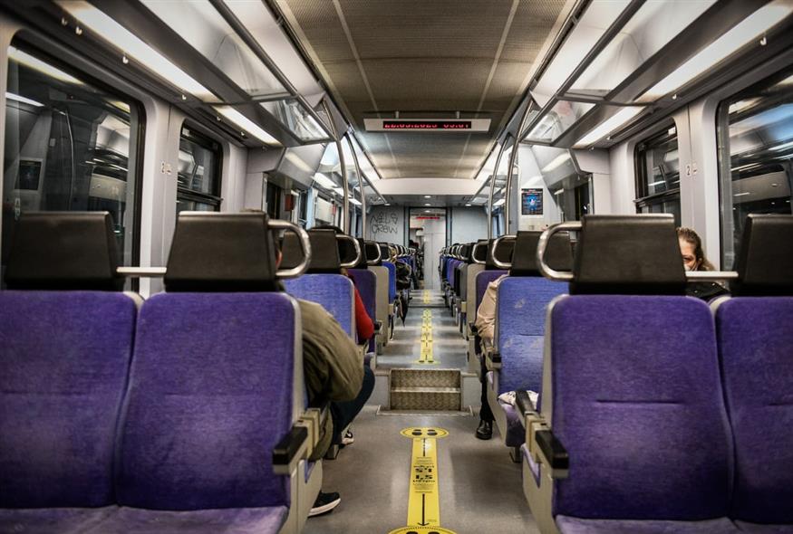 Τρένο - Φωτογραφία αρχείου (ΤΑΤΙΑΝΑ ΜΠΟΛΑΡΗ/EUROKINISSI)