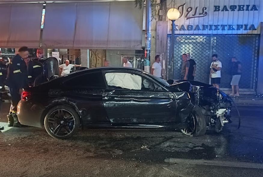 Τροχαίο στη λεωφόρο Βουλιαγμένης (dafnoula.com)