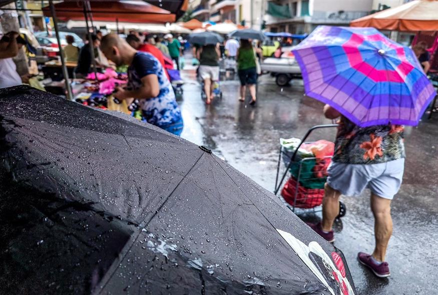 Βροχή (ΓΙΩΡΓΟΣ ΚΟΝΤΑΡΙΝΗΣ / EUROKINISSI)