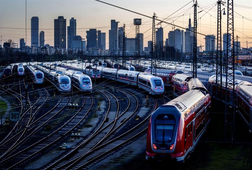 Τρένα στη Γερμανία (AP Photo/Michael Probst)