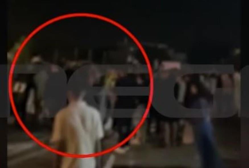 Καρέ – καρέ η άγρια συμπλοκή με τέσσερις τραυματίες στη Μεταμόρφωση (Video Capture)