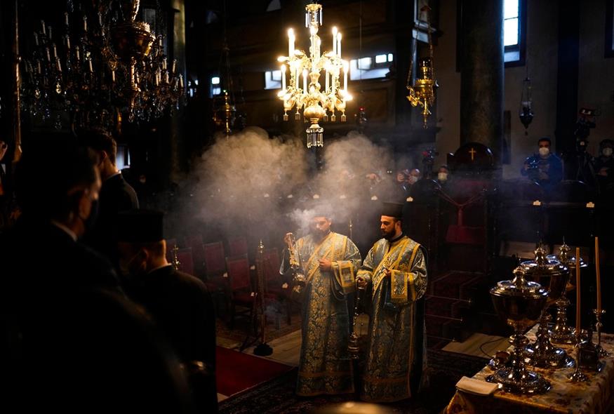 Ιερείς (AP Photo/Francisco Seco)