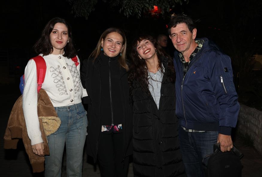 Όλγα Σκιαδαρέση - Μπέσσυ Μάλφα - Νίκη Σκιαδαρέση - Γεράσιμος Σκιαδαρέσης (NDP Photos)