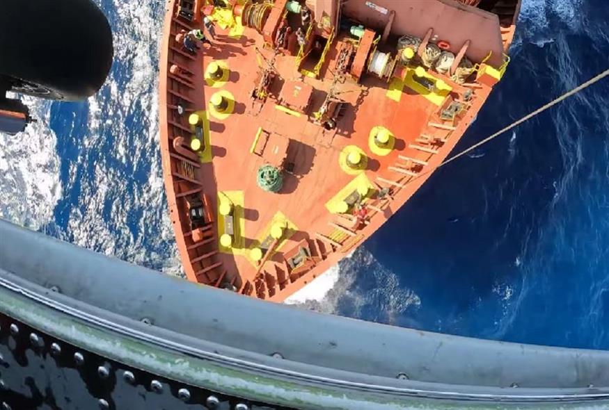 Αεροδιακομιδή στην Πελοπόννησο (YOUTUBE)