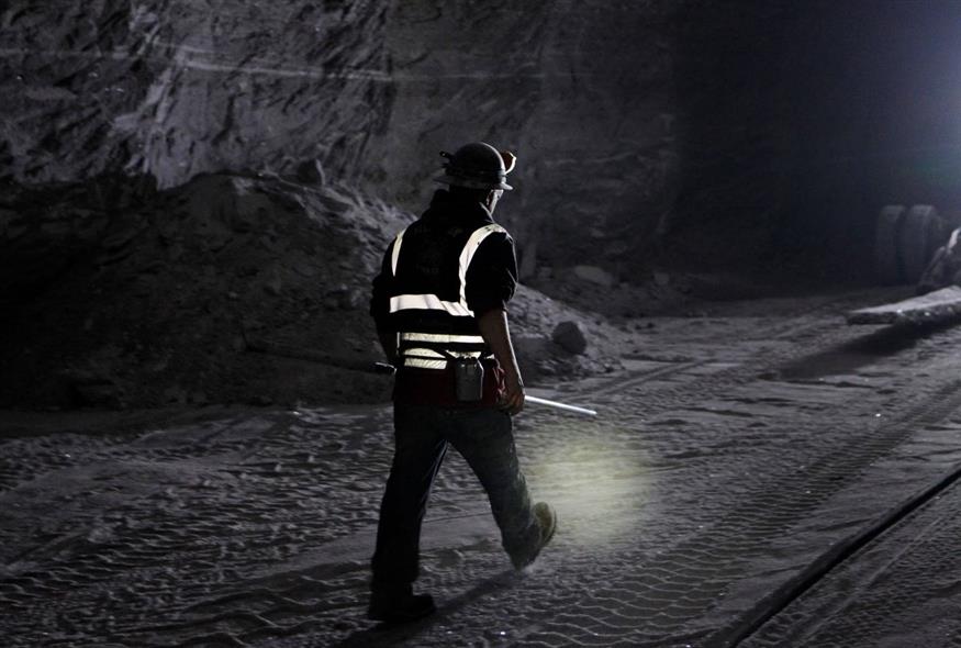 Εργάτης σε ορυχείο (AP Photo/Jeffrey T. Barnes)