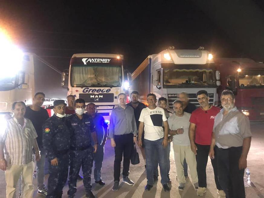 Oι 13 Έλληνες οδηγοί στο Ερμπίλ του Ιράκ λίγο πριν πάρουν το δρόμο της επιστροφής για την Ελλάδα