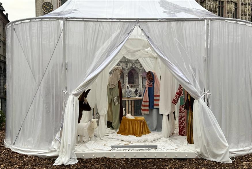 Η «επίμαχη» Φάτνη (Sylvain Plazy/AP)