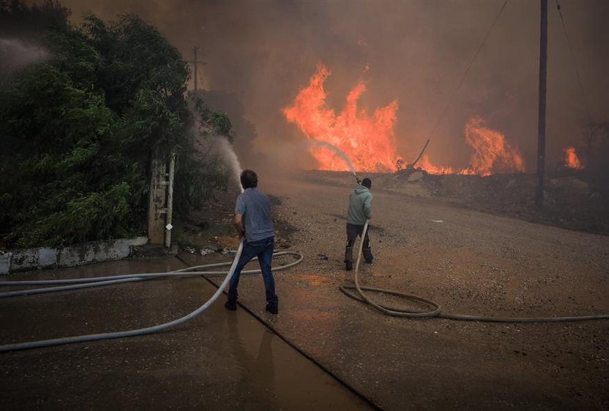 ΠΥΡΚΑΓΙΑ ΣΤΗΝ ΕΥΒΟΙΑ ΚΟΝΤΑ ΣΤΑ ΧΩΡΙΑ ΤΡΙΑΔΑ ΚΑΙ ΠΙΣΣΩΝΑ (ΘΕΟΔΩΡΟΣ ΝΙΚΟΛΑΟΥ/EUROKINISSI)