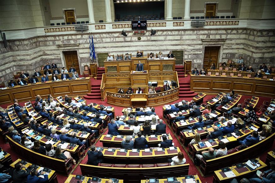 Στιγμιότυπο από τη συζήτηση στη Βουλή (Eurokinissi/ΚΑΡΑΓΙΑΝΝΗΣ ΜΙΧΑΛΗΣ)