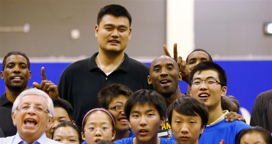 O Γιάο Μίνγκ έπαιξε στους Ρόκετς και ήταν ένας από τους λόγους που οι Κινέζοι αγάπησαν το ΝΒΑ(copyright: nba.com)