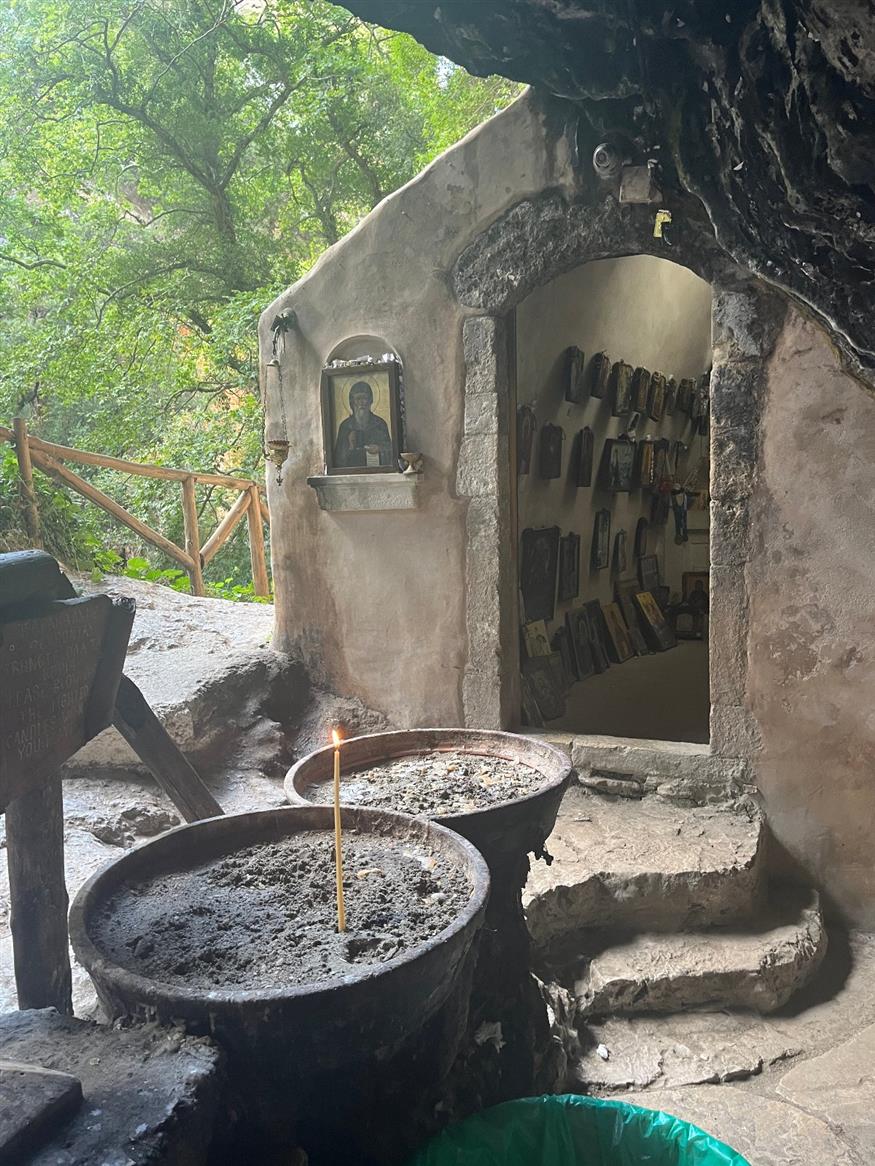 Το μικρό εκκλησάκι του Αγίου Αντωνίου Το μικρό εκκλησάκι του Αγίου Αντωνίου (Copyright: Ethnos.gr)