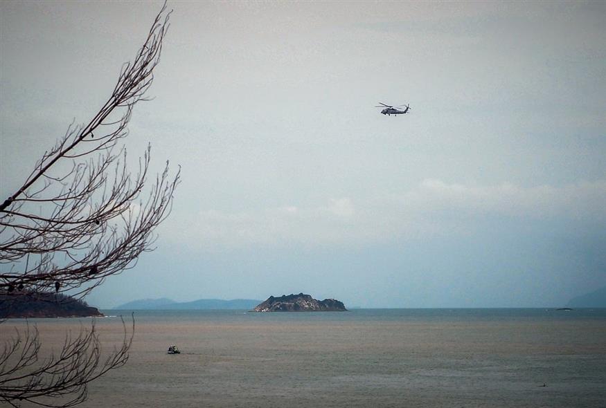 Έρευνες για το ελικόπτερο που κατέπεσε στην Εύβοια (ΘΟΔΩΡΗΣ ΝΙΚΟΛΑΟΥ/EUROKINISSI)
