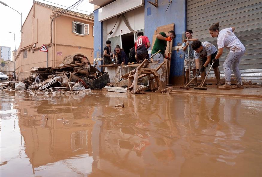 Πλημμύρες στην Ισπανία (AP Photo/Alberto Saiz)