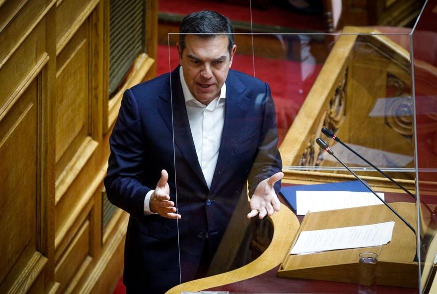 Ο Αλέξης Τσίπρας στη Βουλή (ΓΙΩΡΓΟΣ ΚΟΝΤΑΡΙΝΗΣ/EUROKINISSI)