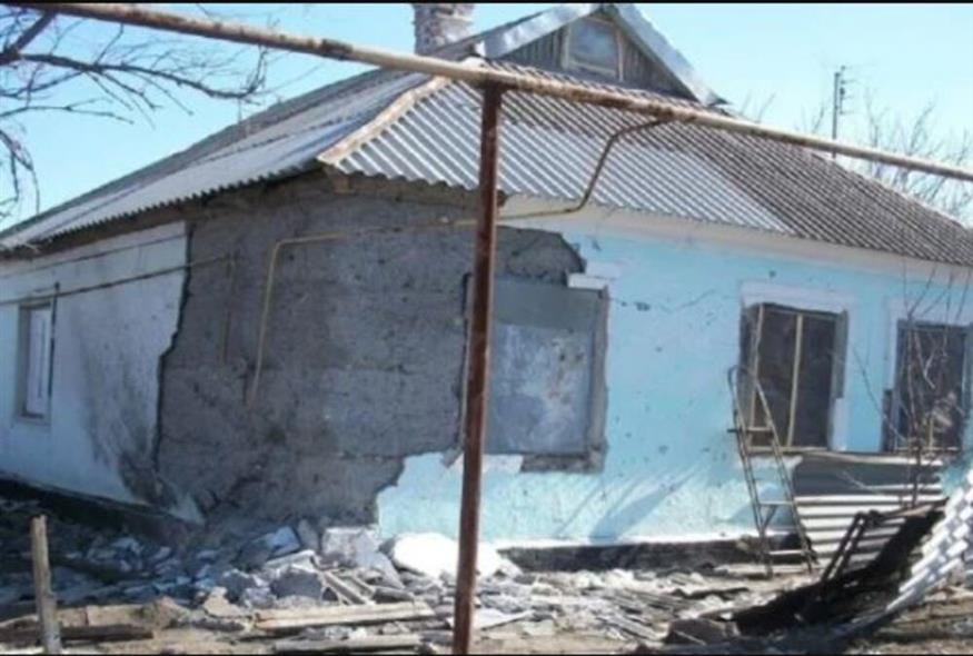 Κατεστραμμένη οικία από οβίδα στο χωριό Τσερμαλίκ (φωτ.: Ελληνικός Σύλλογος Τσερμαλίκ)