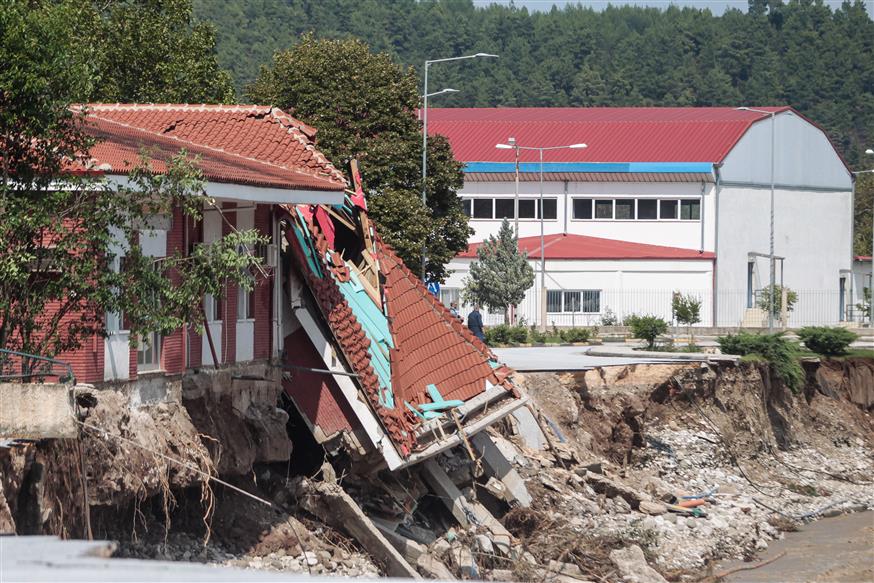 Εικόνες καταστροφής στο Μουζάκι (Copyright: Eurokinissi/Θανάσης Καλλιαράς)