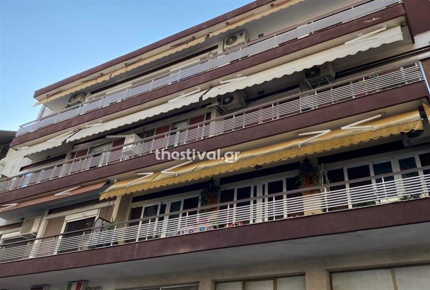 24χρονη έπεσε από όροφο πολυκατοικίας στη Θεσσαλονίκη