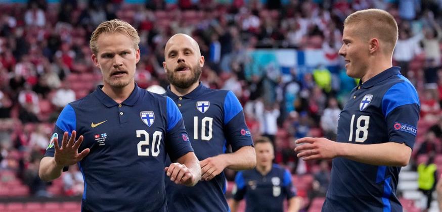 Ο Πογιάνπαλο, σκόρερ της Φινλανδίας, δεν πανηγύρισε το γκολ της Φινλανδίας (copyright: AP)