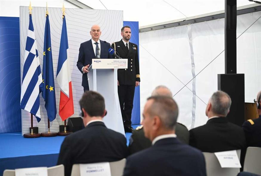 Δένδιας (INTIME)