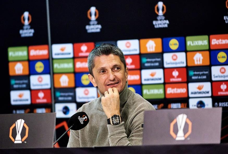 Ραζβάν Λουτσέσκου (Intime)