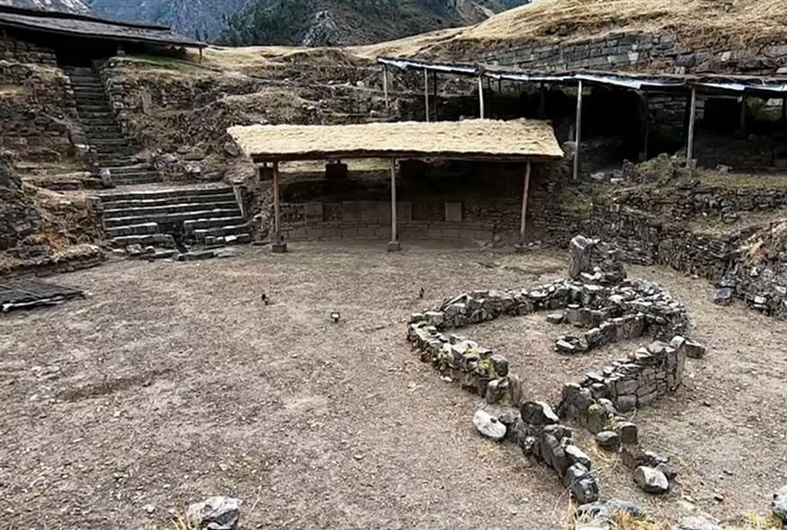 Αρχαιολόγοι ανακάλυψαν υπόγειες στοές κάτω από ναό 3.000 ετών στο Περού (Video Capture)