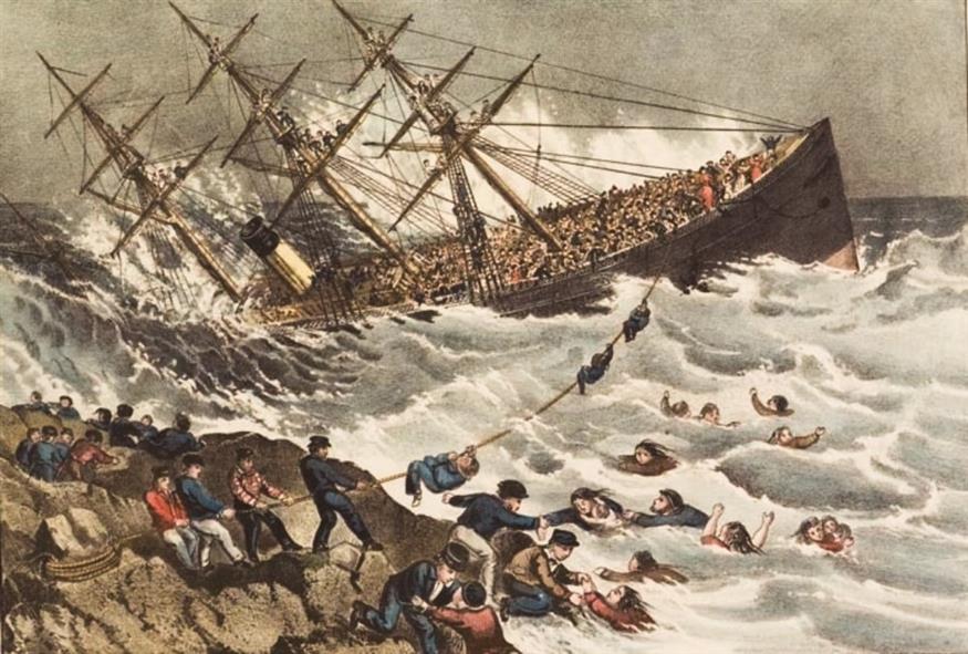 Το καράβι καρφώθηκε στα βράχια!