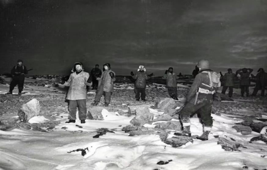 Γερμανοί αιχμαλωτίστηκαν στη Γροιλανδία.