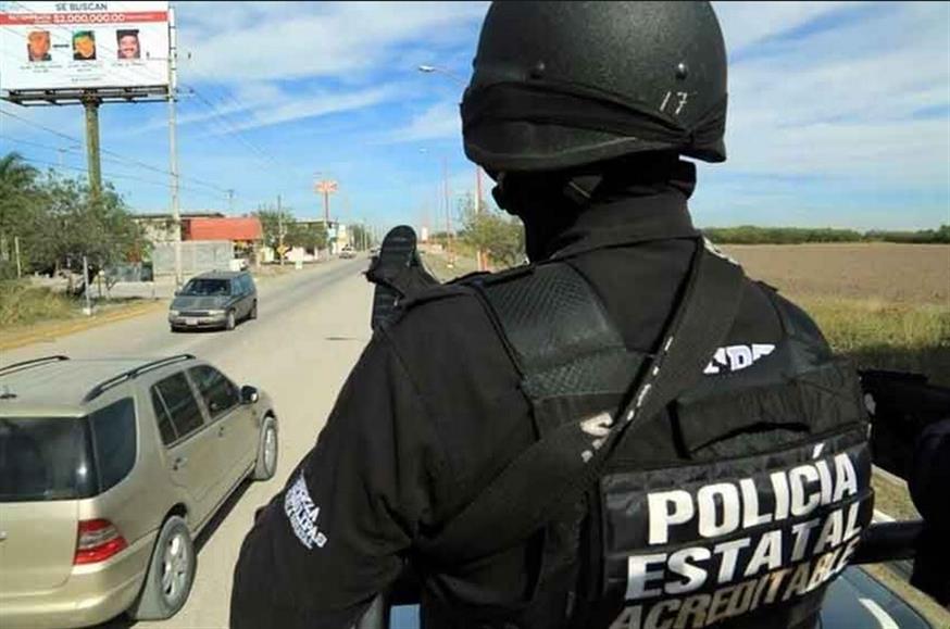 Άνδρας της αστυνομίας στο Μεξικό (wikipedia commons)