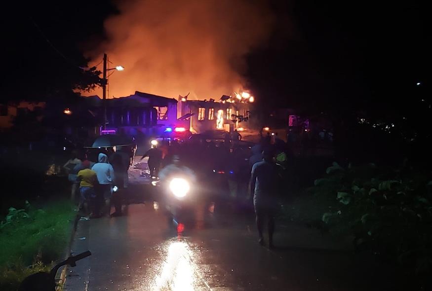 Φωτιά σε σχολείο στη Γουιάνα/ Τwitter