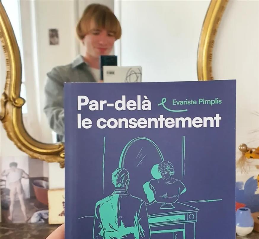 To «Πέρα από τη συναίνεση» του Ευάρεστου Πιμπλή κυκλοφορεί και στα Γαλλικά
