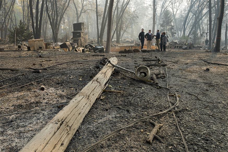 Camp Fire/(Paul Kitagaki Jr./The Sacramento Bee via AP, Pool)