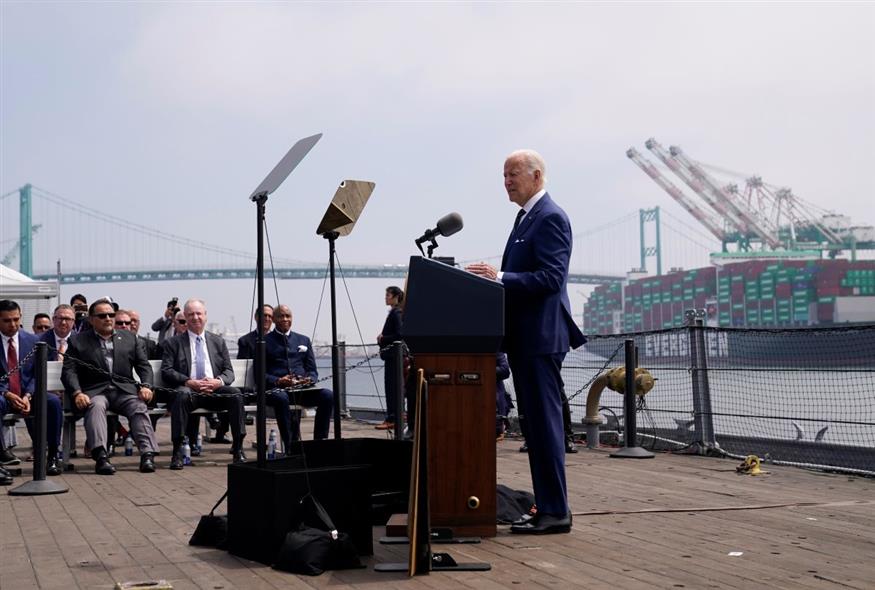 Ομιλία του προέδρου των ΗΠΑ στο λιμάνι του Λος Άντζελες/Associated Press