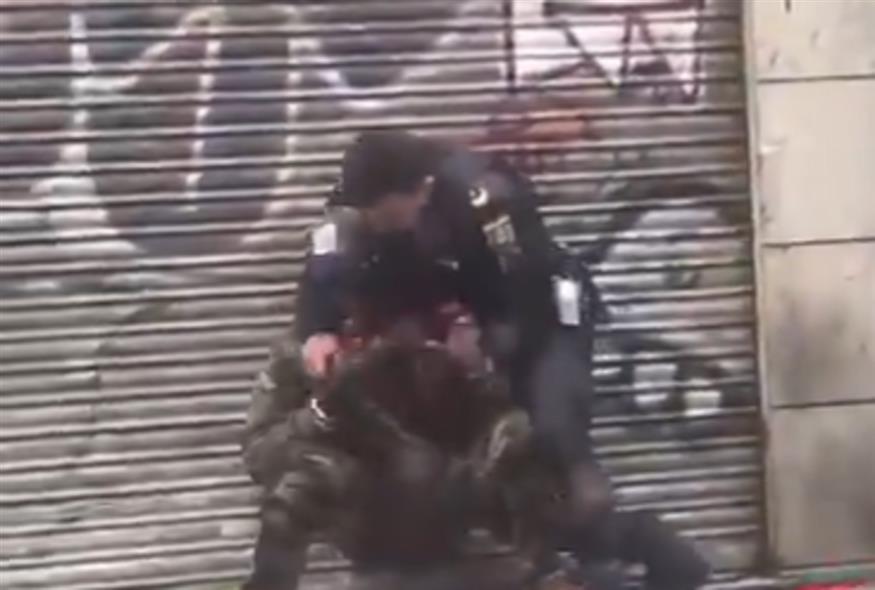 Ισπανία-αστυνομική βία/video capture twiter