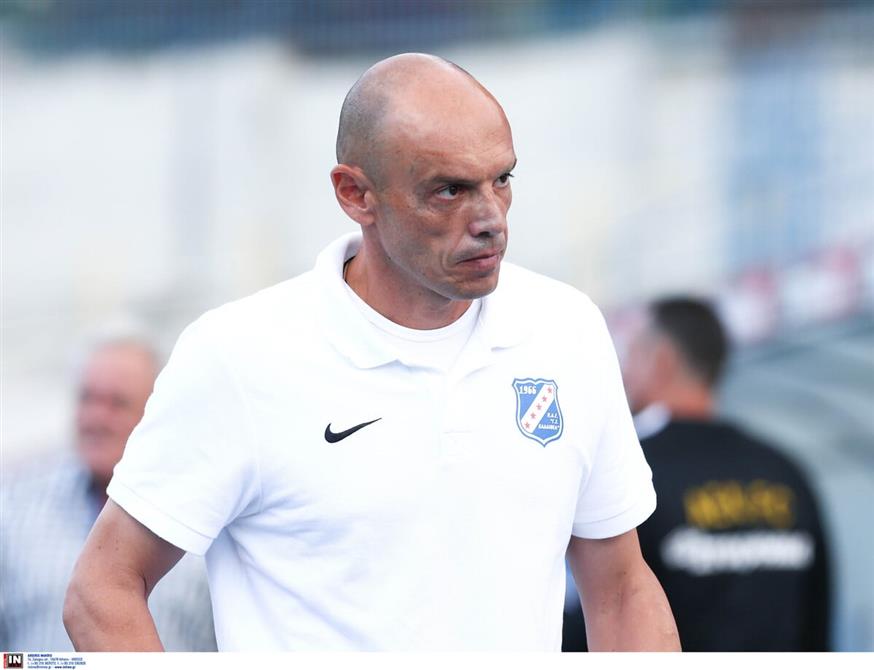 Ο Τάκης Γκώνιας όταν ήταν προπονητής της Καλλιθέας (INTIME) Ο Τάκης Γκώνιας όταν ήταν προπονητής της Καλλιθέας (INTIME)