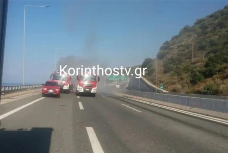 Φωτιά σε νταλίκα στην Κορίνθου - Πατρών /korinthostv (gallery)