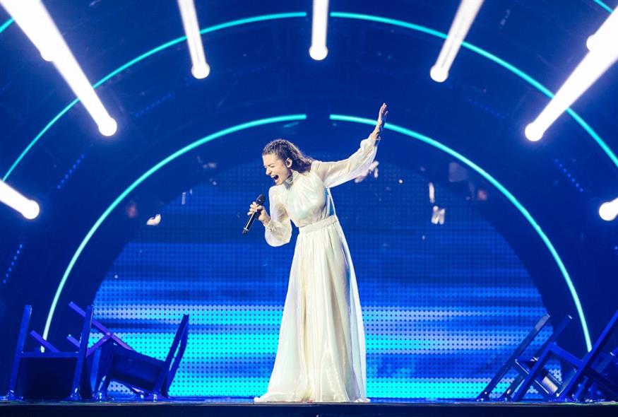 Η Αμάντα Γεωργιάδη παρουσιάζει ένα όνειρο επί σκηνής στη Eurovision 2022 (Copyright: EBU / Corrine Cumming)