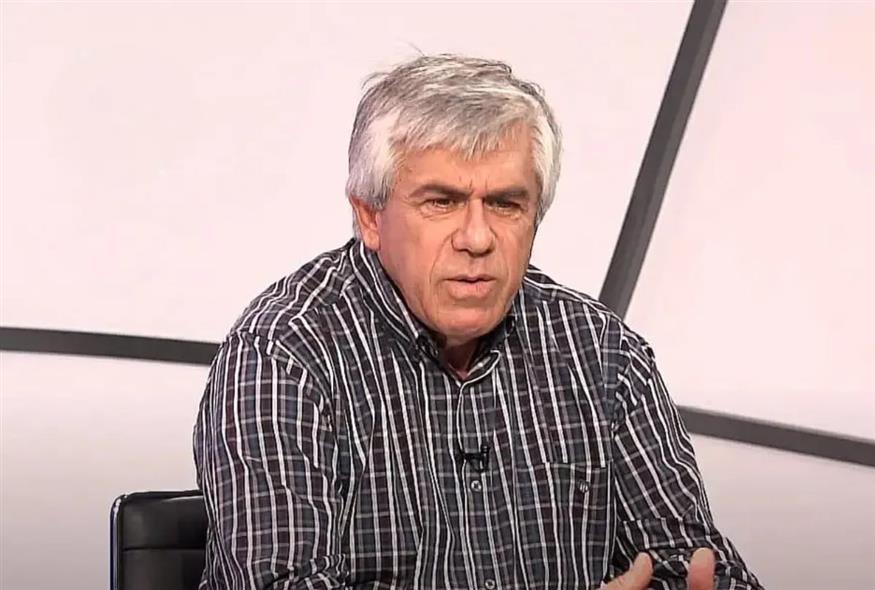 Ο πατέρας του αδικοχαμένου Γιάννη Σταυρουλάκη, Μανώλης (Πηγή φωτο: Youtube)