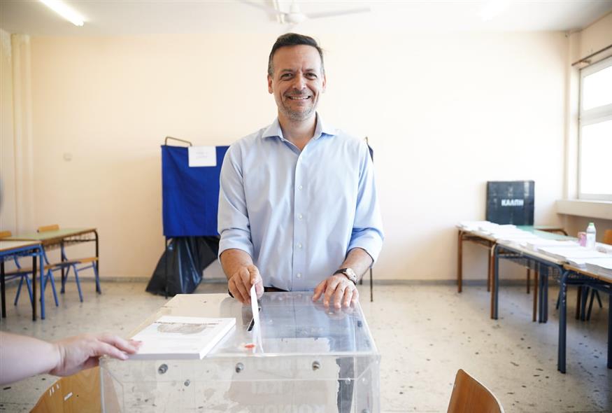 Ψήφισε ο δήμαρχος Αθηναίων, Χάρης Δούκας/EUROKINISSI