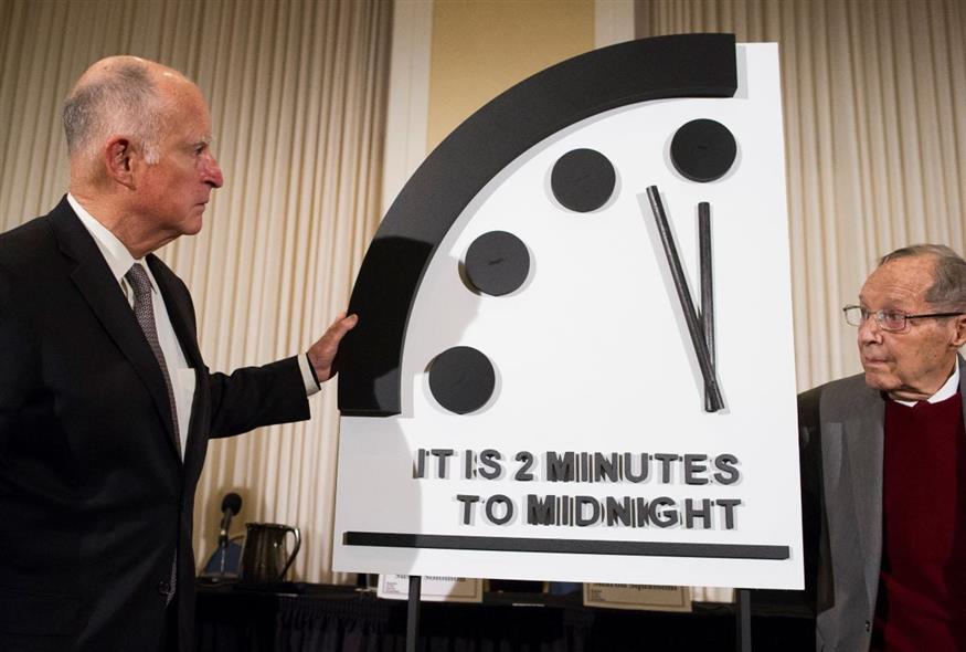 Το Ρολόι της Αποκάλυψης (AP Photo/Cliff Owen)